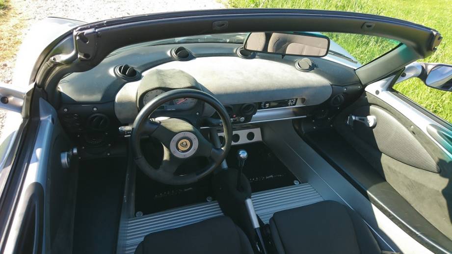 Lotus Elise 111s Fahrer